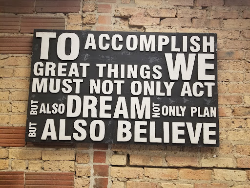 Sportswear Store «Fleet Feet Sports - Lincoln Square», reviews and photos, 4762 N Lincoln Ave, Chicago, IL 60625, USA