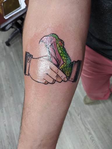 Tattoo Shop «True Art Tattoos, Inc», reviews and photos, 4118 Lorain Ave, Cleveland, OH 44113, USA