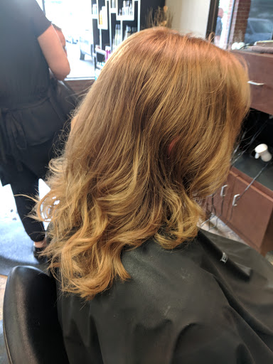 Hair Salon «Frizz Hair Experience», reviews and photos, 3253 State Rd, Cuyahoga Falls, OH 44223, USA