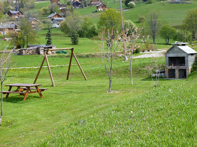 O'MIKELY à Albiez-Montrond