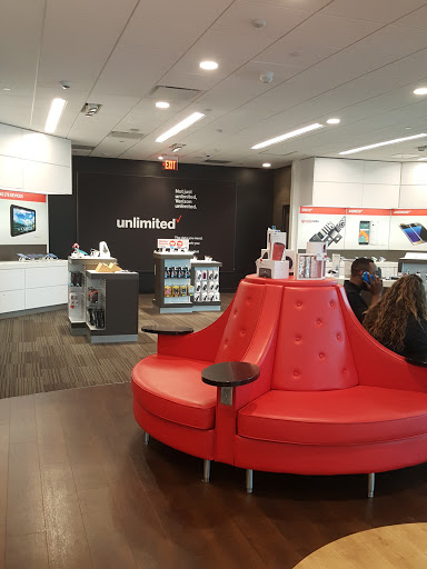 Cell Phone Store «Verizon», reviews and photos, 2221 E Southlake Blvd #340, Southlake, TX 76092, USA