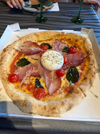 Plats et boissons du Pizzas à emporter Pizza Toni à Le Grand-Bornand - n°3