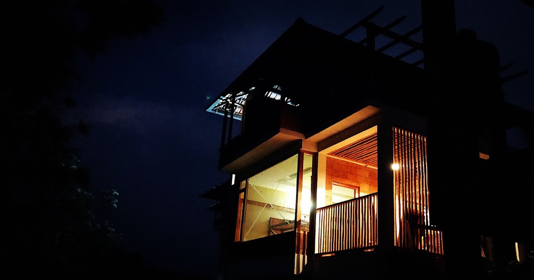 Astern builders & Designers