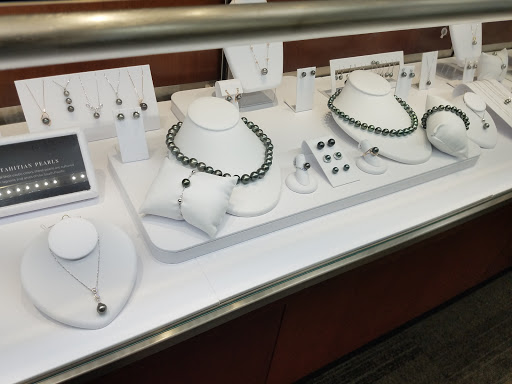 Jeweler «Shane Co.», reviews and photos, 8111 E 96th St, Indianapolis, IN 46256, USA