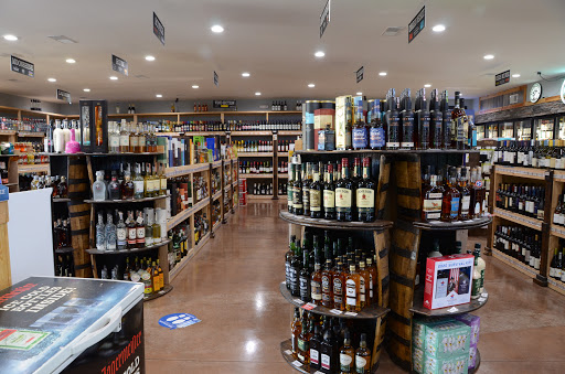 Liquor Store «J & L Liquors», reviews and photos, 322 Hester Dr, White House, TN 37188, USA