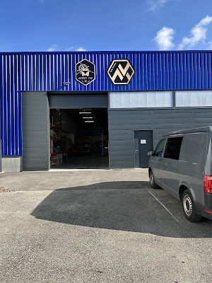 AZIMUT VAN à Alby-sur-Chéran