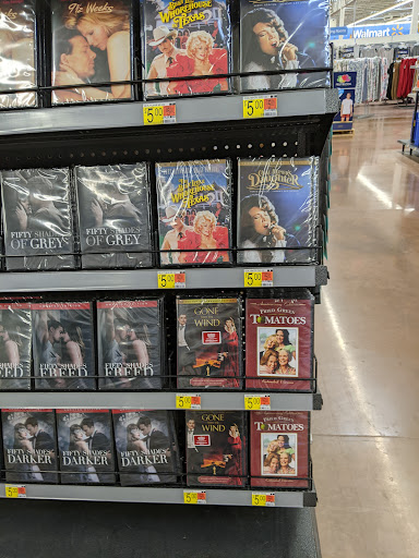 Department Store «Walmart Supercenter», reviews and photos, 9151 Quarry Bend Dr, Sandy, UT 84094, USA