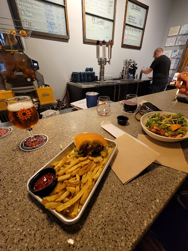 Brewery «GearHouse Brewing Co», reviews and photos, 253 Grant St, Chambersburg, PA 17201, USA
