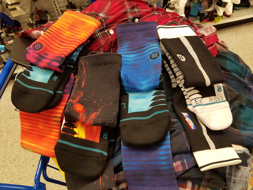 Clothing Store «Ross Dress for Less», reviews and photos, 6900 Katella Ave, Cypress, CA 90630, USA