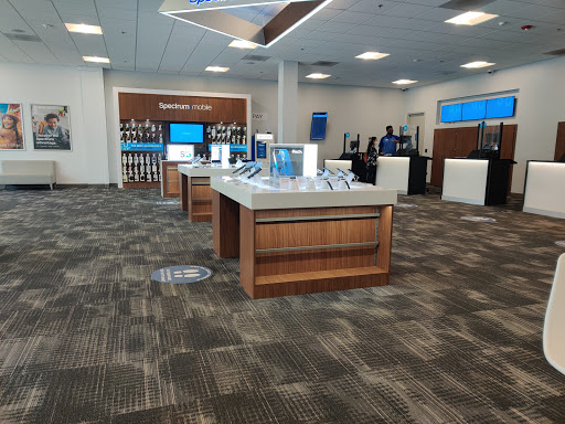 Donut Shop «Duck Donuts», reviews and photos, 100 Wrenn Dr #101, Cary, NC 27511, USA