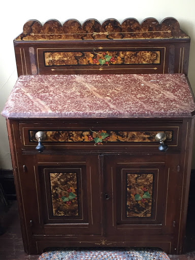 Antique Furniture Store «Useful Things Antiques & Collectibles Store», reviews and photos, 11 Crenshaw Ln, Coxs Creek, KY 40013, USA