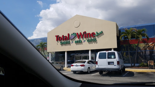 Wine Store «Total Wine & More», reviews and photos, 1720 N Dale Mabry Hwy, Tampa, FL 33607, USA