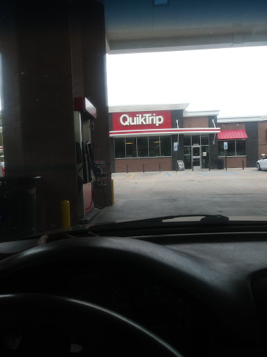 Gas Station «QuikTrip», reviews and photos, 1235 E Belt Line Rd, DeSoto, TX 75115, USA