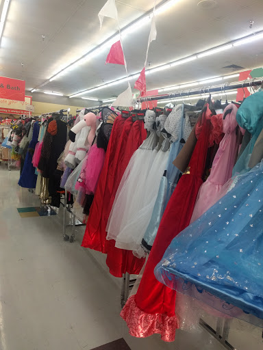 Thrift Store «Savers», reviews and photos, 290 W Fort Lowell Rd, Tucson, AZ 85705, USA