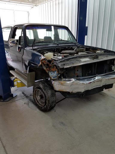 Auto Body Shop «RS Paint & Body Shop», reviews and photos, 102 Prince St, Shelbyville, TN 37160, USA