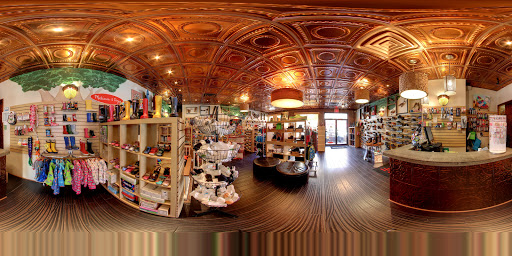 Shoe Store «A Shoe Grows in Brooklyn», reviews and photos, 663 Vanderbilt Ave, Brooklyn, NY 11238, USA