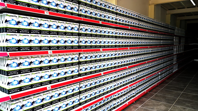 İnomotiv Toptan Oto Aksesuar logo