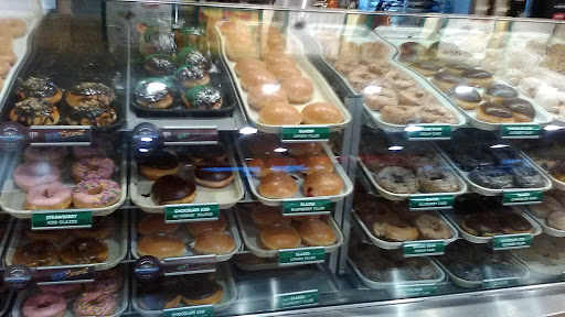 Bakery «Krispy Kreme Doughnuts», reviews and photos, 2128 W Brandon Blvd, Brandon, FL 33511, USA