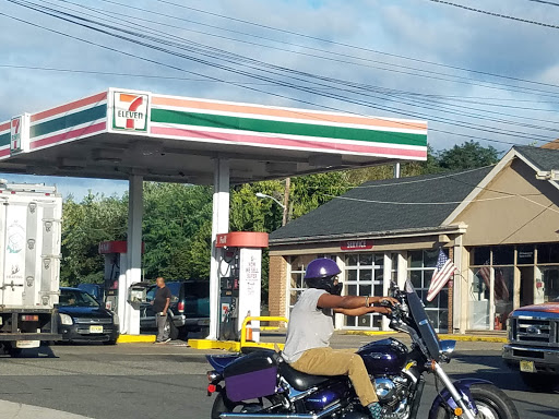 Convenience Store «7-Eleven», reviews and photos, 202 Ryerson Ave, Paterson, NJ 07502, USA