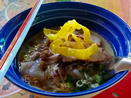 ร้านป้าตุ๋ย400แอบแซ่บ