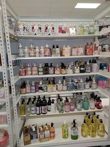 Shopping Mall «Shops at CenterPoint», reviews and photos, 3665 28th St SE, Grand Rapids, MI 49512, USA