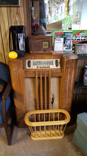 Auto Repair Shop «Colledge Tire & Automotive», reviews and photos, 735 W Cypress St, Kennett Square, PA 19348, USA