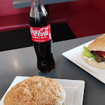 Photo n°3 de l'avis de Adrianwe.4 fait le 06/01/2023 à 13:30 sur le  Marivos Burger-Lounge à Kassel