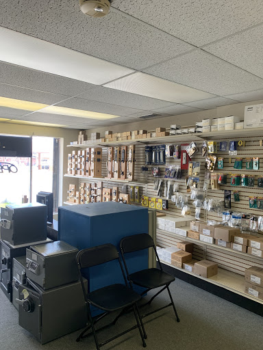 Locksmith «Dade Lock & Key, Inc», reviews and photos, 5804 Bird Rd, Miami, FL 33155, USA