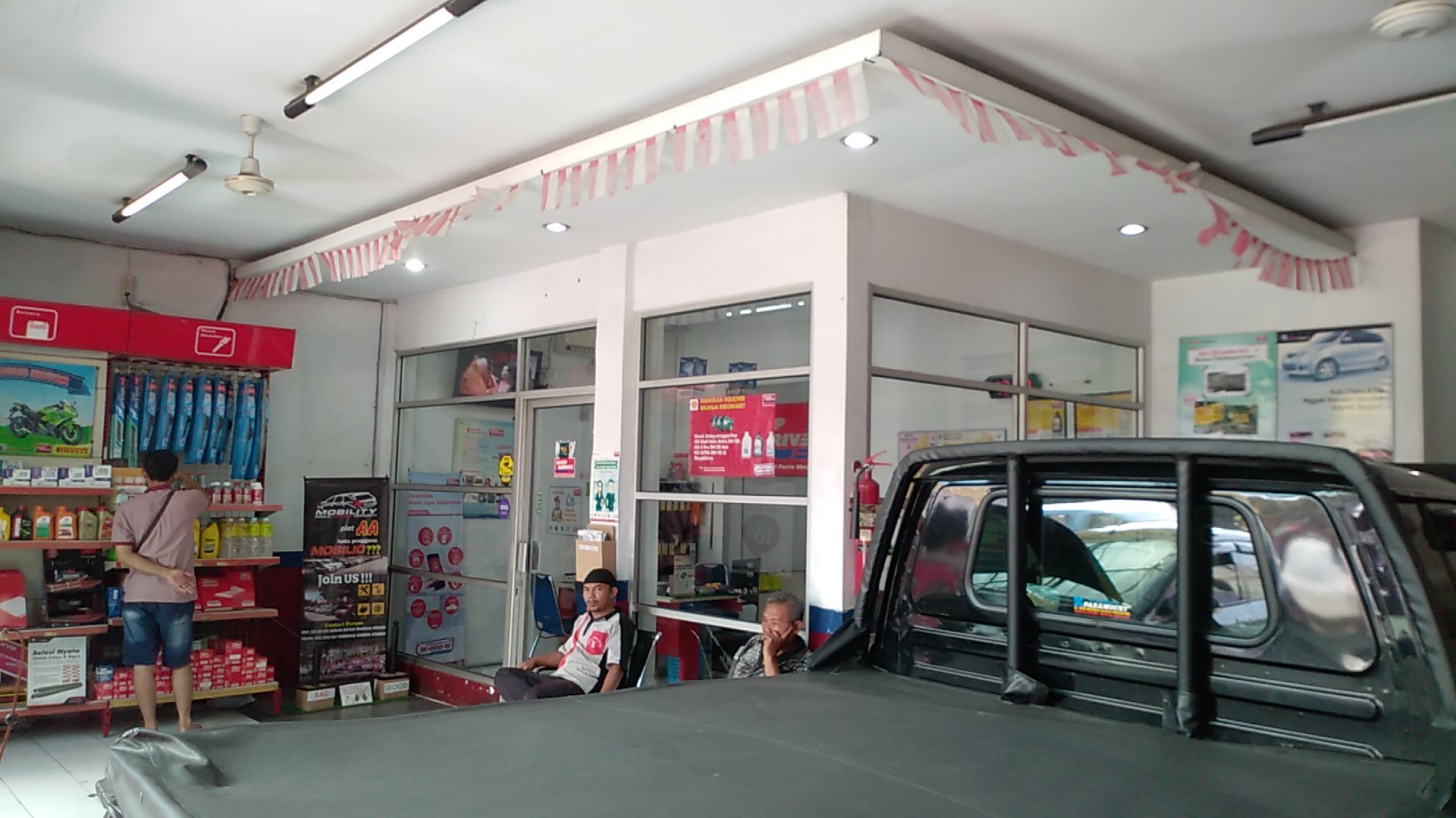 Shop&drive Magelang Toko Aki Oli Dan Shock Absorber Photo