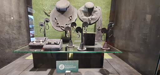 Jewelry Designer «Philip Voetsch Jewelry By Design», reviews and photos, 7608 State Line Rd, Prairie Village, KS 66208, USA