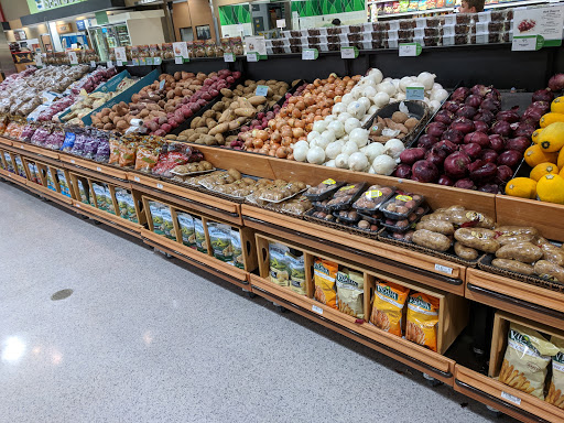 Supermarket «Publix Super Markets, Inc.», reviews and photos, 5642 Fishhawk Crossing Blvd, Lithia, FL 33547, USA