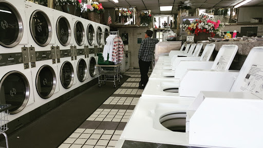 Laundromat «Sky Lake Coin Laundry», reviews and photos, 7243 Chancery Ln, Orlando, FL 32809, USA