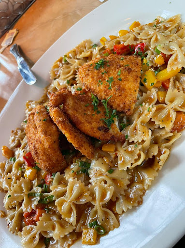 Restaurant «The Cheesecake Factory», reviews and photos, 3811 S Cooper St, Arlington, TX 76015, USA