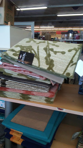 Shopping Mall «Headland Delowe Shopping Center», reviews and photos, 2433 Delowe Dr, East Point, GA 30344, USA