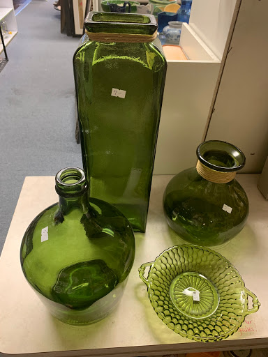 Thrift Store «Hope Chest Thrift Store», reviews and photos, 1215 8th Ave W, Bradenton, FL 34205, USA