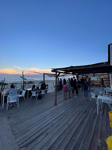 Cocco Locco Beach Bar & Restaurant - Almada