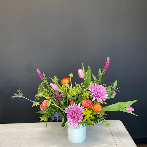 Florist «Kent Floral Co.», reviews and photos, 1109 S Water St, Kent, OH 44240, USA