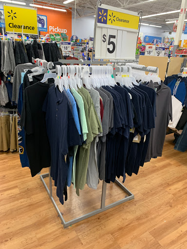 Department Store «Walmart Supercenter», reviews and photos, 1618 W McClain Ave, Scottsburg, IN 47170, USA