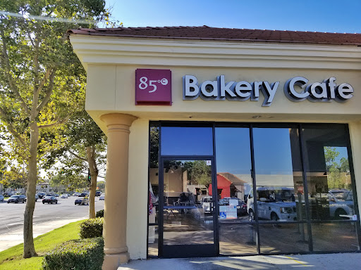 85ºC Bakery Cafe - Corona