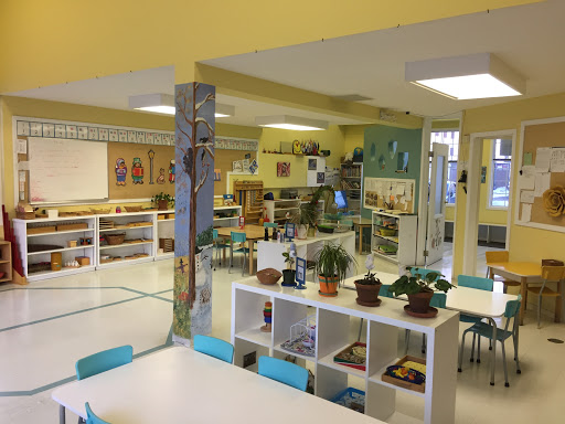 Crestwood Montessori School