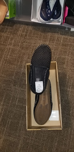 Department Store «Nordstrom Rack Chestnut Street», reviews and photos, 1700 Chestnut St, Philadelphia, PA 19103, USA