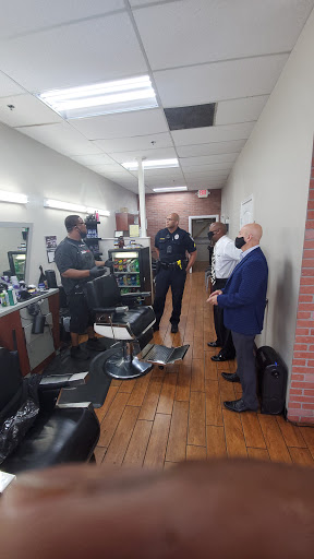 Barber Shop «504 Salon», reviews and photos, 1060 N Main St #108, Euless, TX 76039, USA