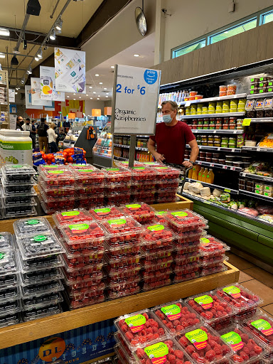 Grocery Store «Whole Foods Market», reviews and photos, 1050 Gayley Ave, Los Angeles, CA 90024, USA