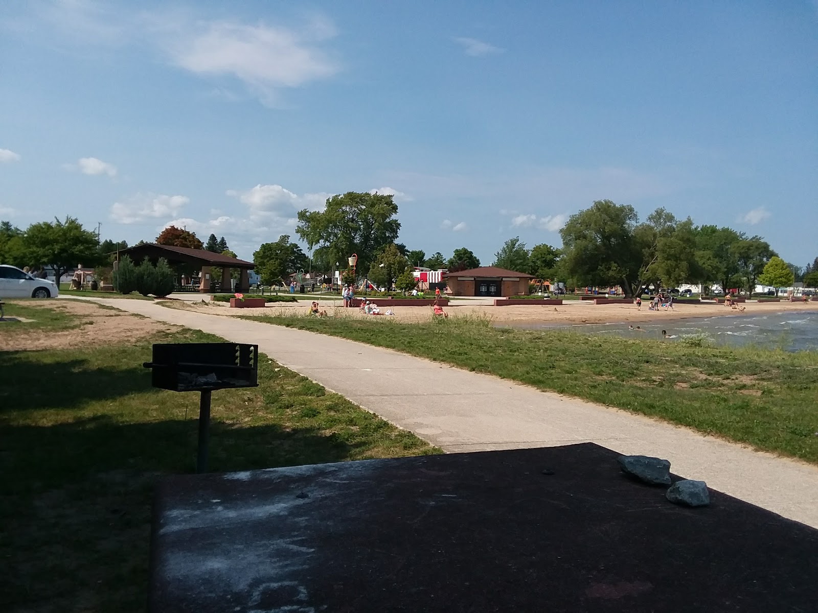 Photo de Michekewis Park Beach - endroit populaire parmi les connaisseurs de la détente