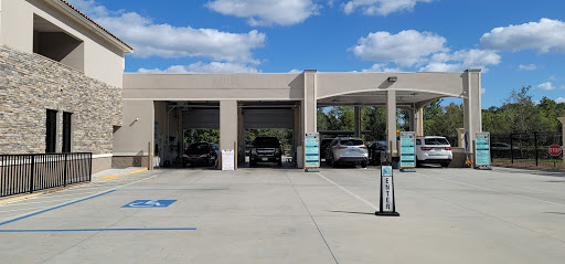 ChampionsGate Car Wash & Detailing Center en Championsgate