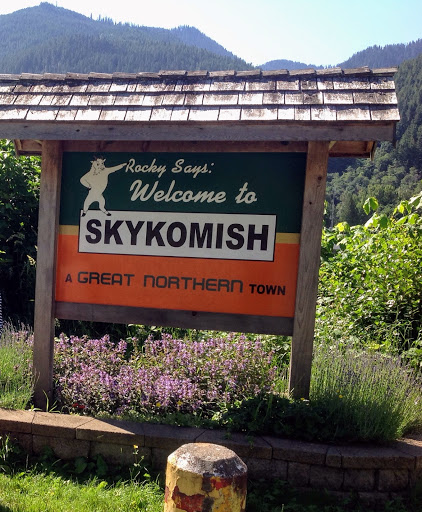 Gas Station «Sky Gas & Grocery», reviews and photos, 147 5th St N, Skykomish, WA 98288, USA