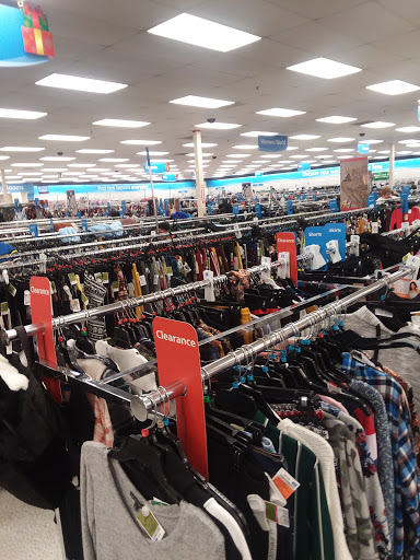 Clothing Store «Ross Dress for Less», reviews and photos, 30 Malphrus Rd, Bluffton, SC 29910, USA