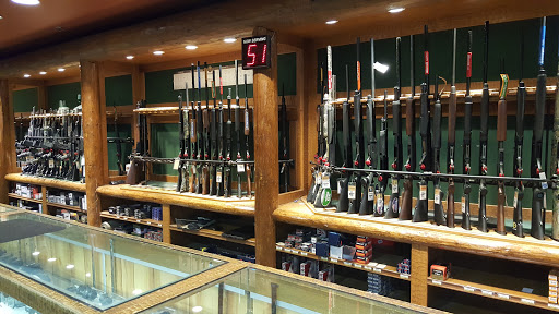 Shopping Mall «Great Lakes Crossing Outlets», reviews and photos, 4000 Baldwin Rd, Auburn Hills, MI 48326, USA