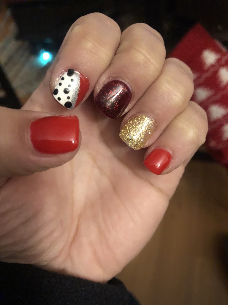 P T Nails 30705