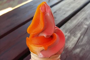 Prodej zmrzliny U Machů image